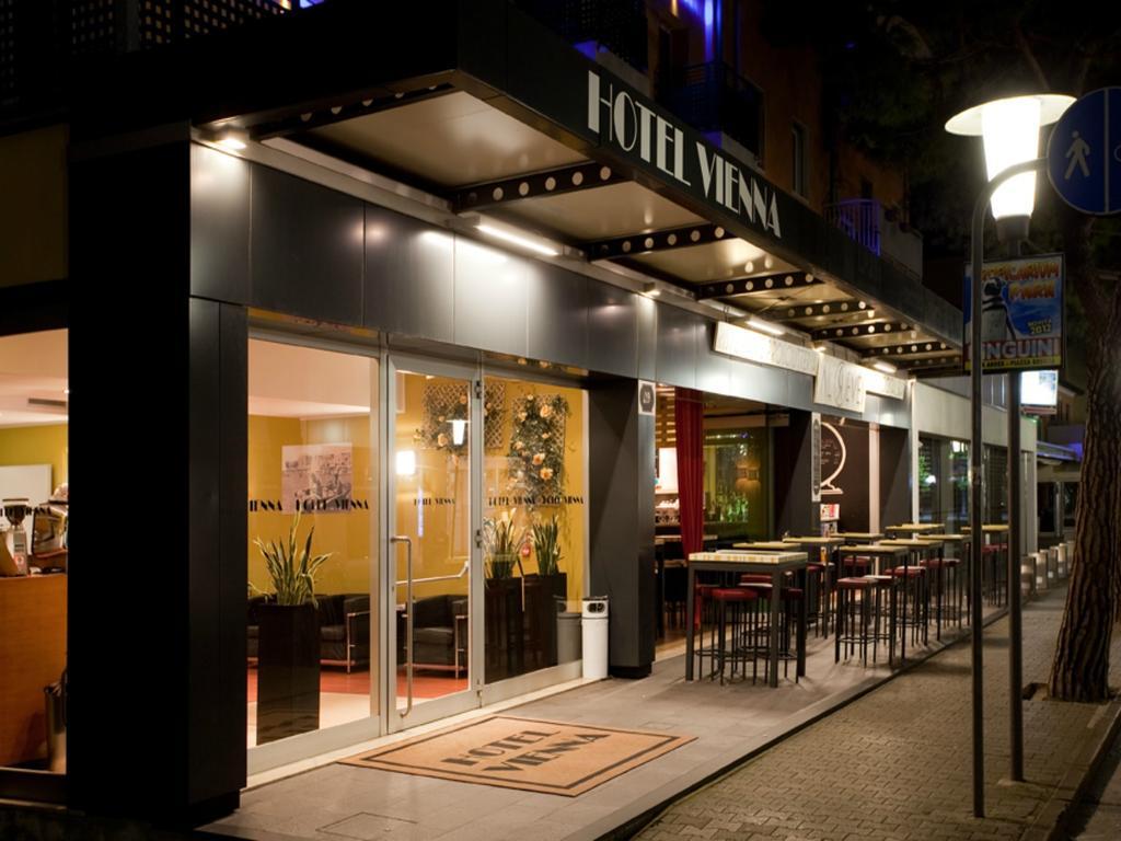 Hotel Vienna Lido di Jesolo Exterior photo
